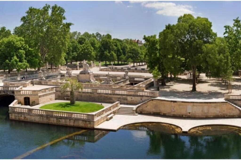 Le Studio D'Auguste- Coeur De Nimes-Chaleureux-Emplacement Ideal Bagian luar foto